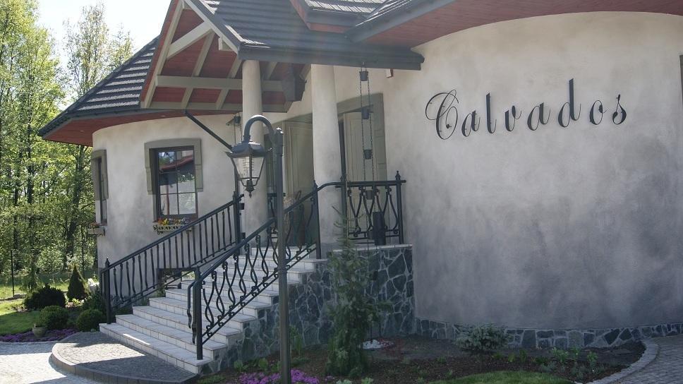 Calvados Hotel รูดา ชลอสกา ภายนอก รูปภาพ